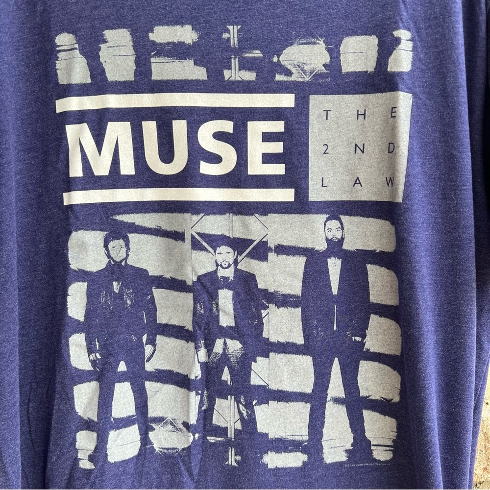 🍒💣 Muse band t-shirt
